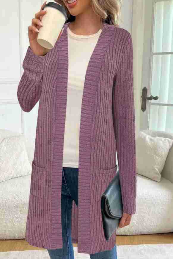 Veste tricotée longue pour femmes avec poches latérales et design texturé Chic und Stil