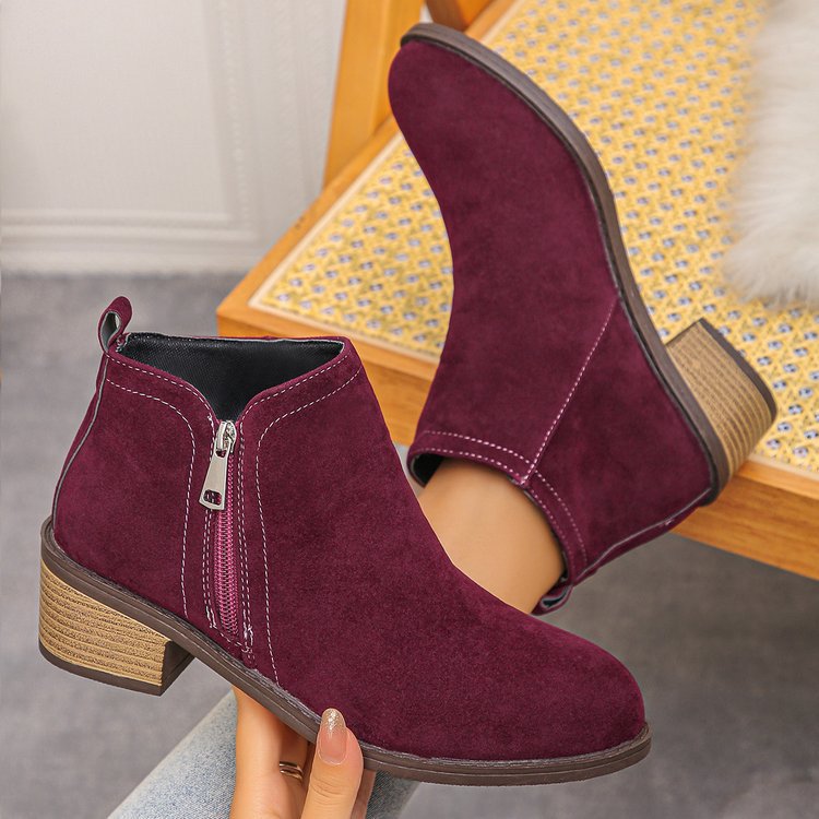 Bottines biker pour femmes avec fermeture éclair latérale et structure à la mode Chic und Stil