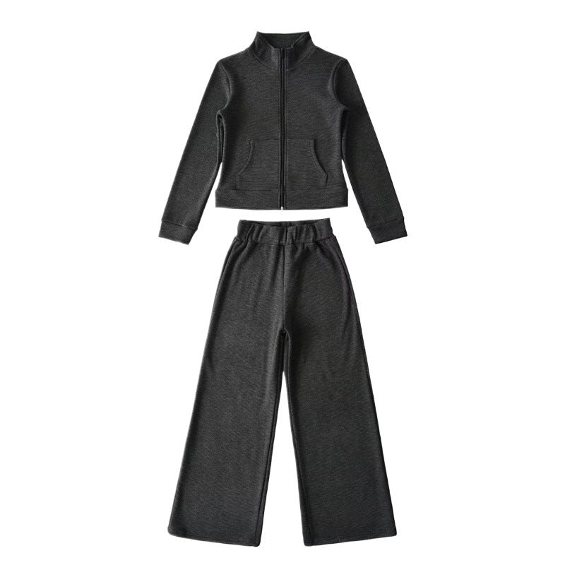 Leisure set for women with high collar and wide pants Chic and Style