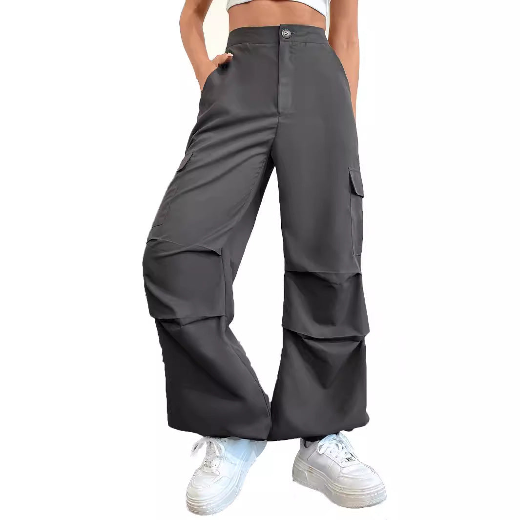Pantalon cargo pour femmes à coupe large avec poches pratiques Chic und Stil