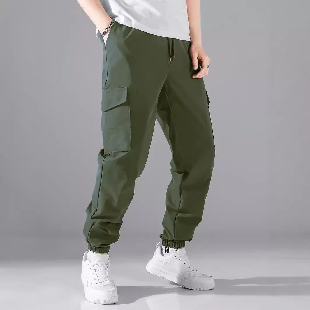 Pantalon cargo décontracté pour hommes avec taille élastique et poches latérales pratiques Chic und Stil