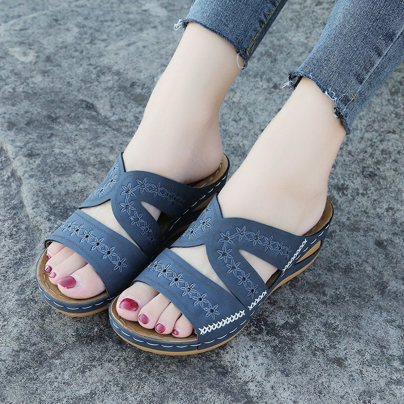 Sandales à glissière améliorant le confort pour femmes Chic und Stil