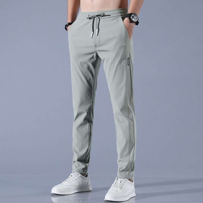 Chic and Style | Quick-drying and stretchy men's pants