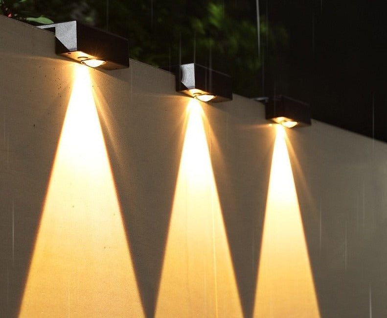 TrackGlow – Éclairage Solaire Extérieur Résistant aux Intempéries-Luminaires d'extérieur / solaires-ChicUndStil
