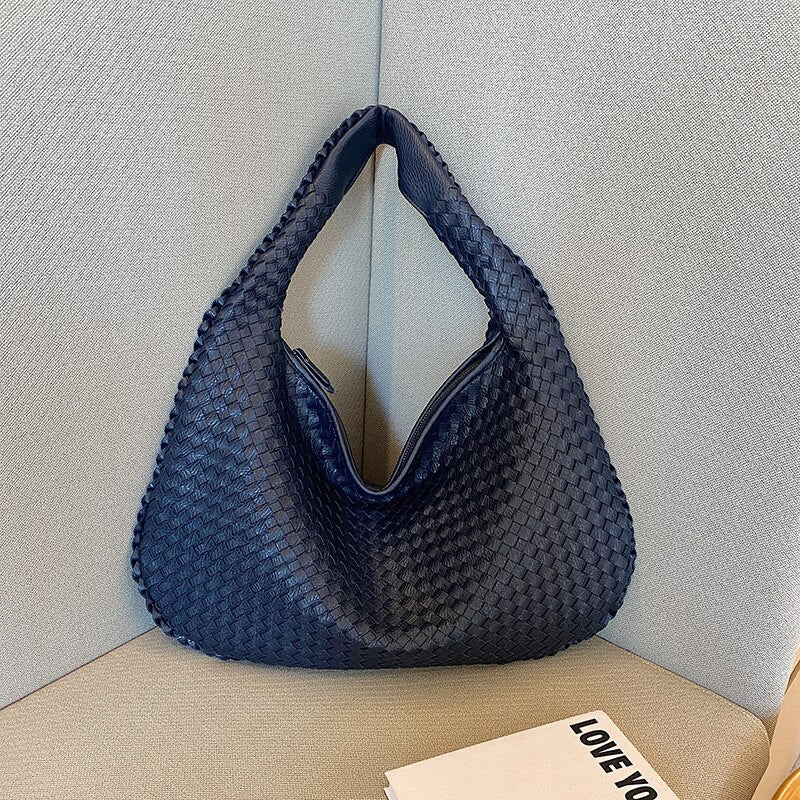 Chic and Style | Elegant Leather Shoulder Bag