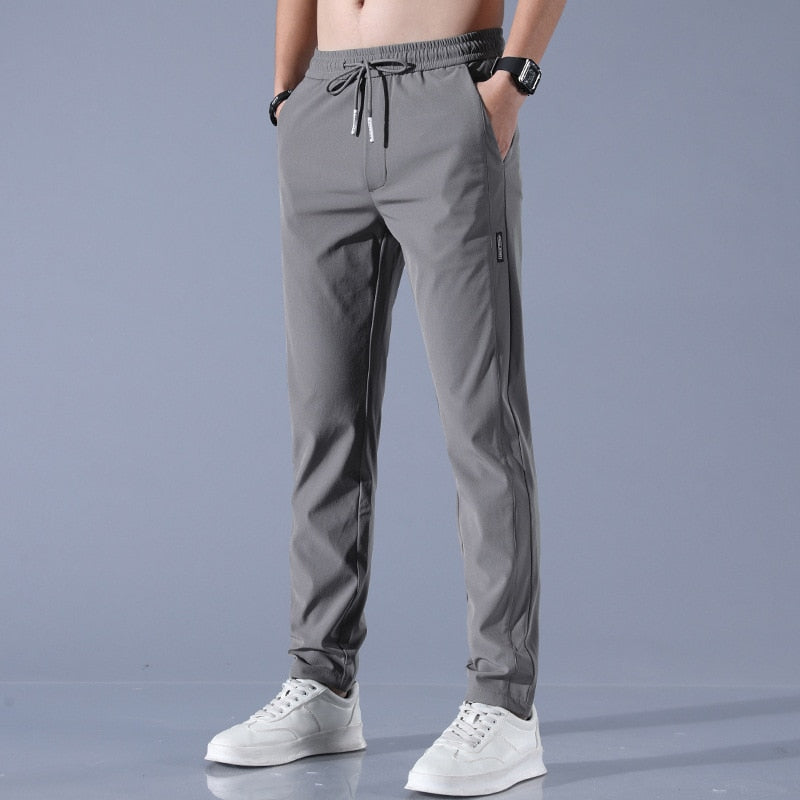 Chic and Style | Quick-drying and stretchy men's pants