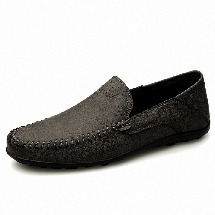 Chic und Stil | Comfortable Leather Moccasins for Men Made of Pure Real Leather in Solid Color