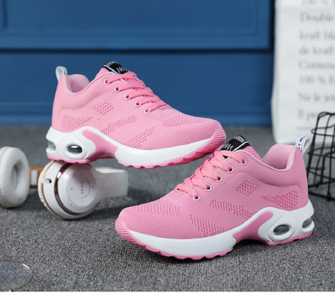 Chic und Stil | Durable Orthopedic Sneakers