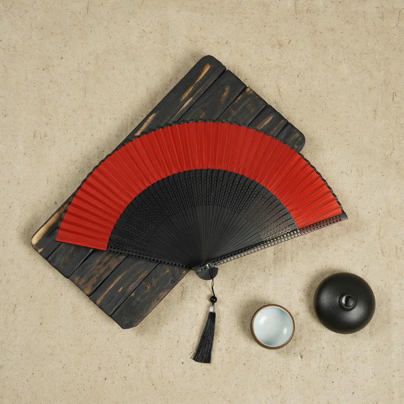 Chic and Style | Handmade bamboo silk fan