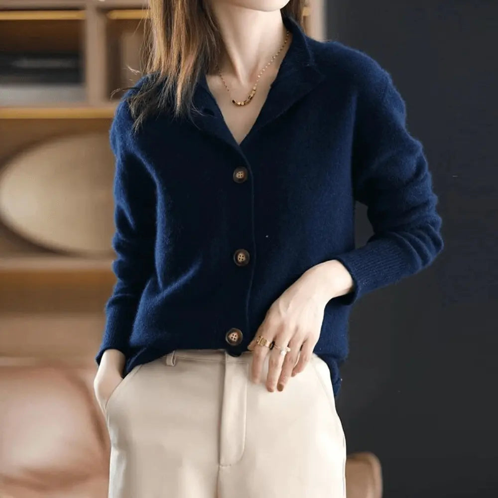 Chic und Stil | Luxurious Cashmere Cardigan