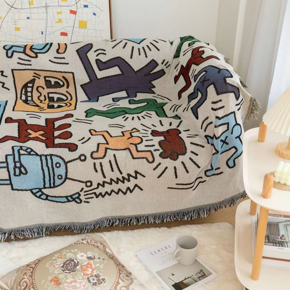Chic and Stil | Keith Haring Blanket Puzzle