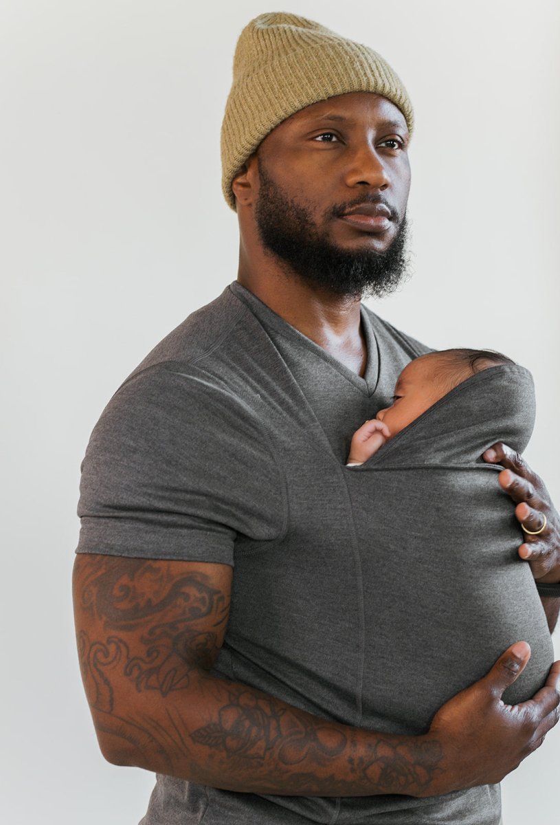 Chic and Style | Premium Baby Carrier T-Shirt - Discover style and comfort with the Premium Baby Carrier T-Shirt