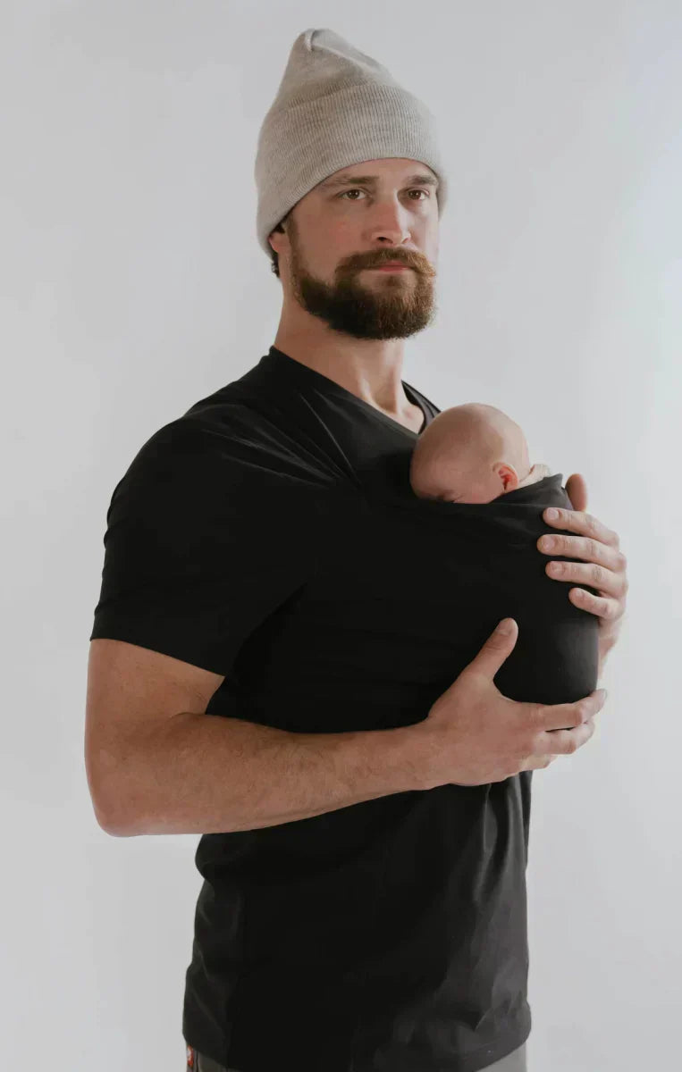 Chic and Style | Premium Baby Carrier T-Shirt - Discover style and comfort with the Premium Baby Carrier T-Shirt
