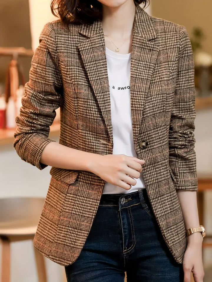 Chic und Stil | Checked Blazer with Lapels and A Single Button