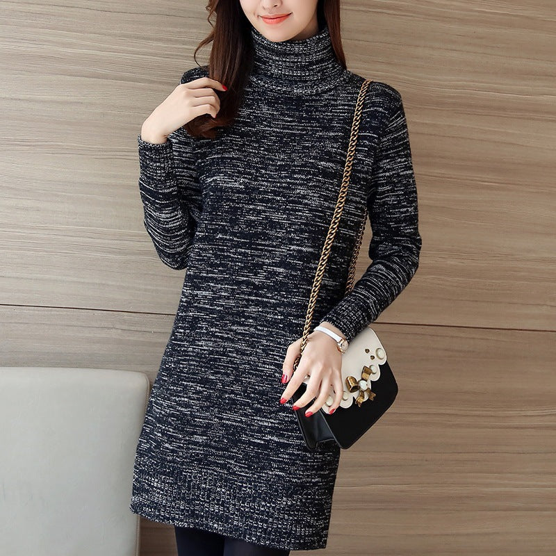 Robe en tricot pour femmes avec col roulé haut et détails côtelés Chic und Stil