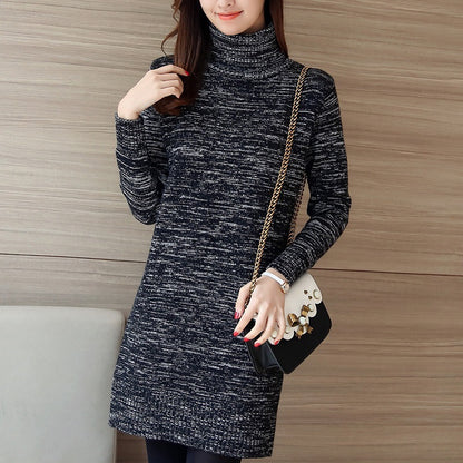 Robe en tricot pour femmes avec col roulé haut et détails côtelés Chic und Stil