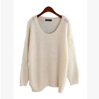Pull-over en grosse maille pour femmes avec des manches larges et un décolleté rond profond Chic und Stil