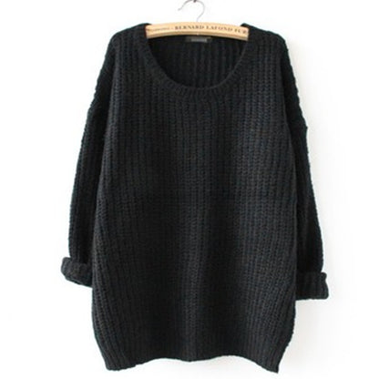 Pull-over en grosse maille pour femmes avec des manches larges et un décolleté rond profond Chic und Stil