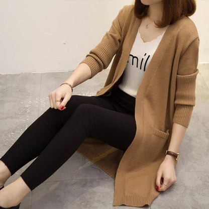 Cardigan long en tricot pour dames avec coupe décontractée et décolleté en V profond Chic und Stil