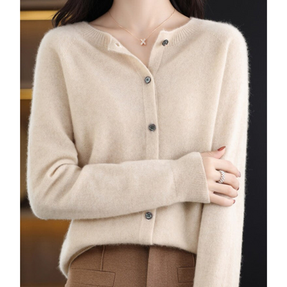 Chic und Stil | Women's Cardigan with O-Neck Made of 100% Pure Merino Wool, Cashmere Sweater