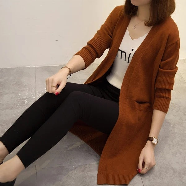Cardigan long en tricot pour dames avec coupe décontractée et décolleté en V profond Chic und Stil
