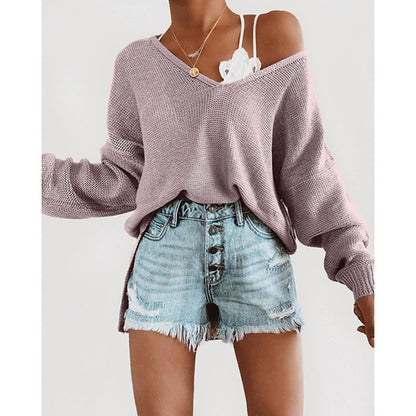 Casual pullover for women with deep V-neck and raglan sleeves Chic und Stil