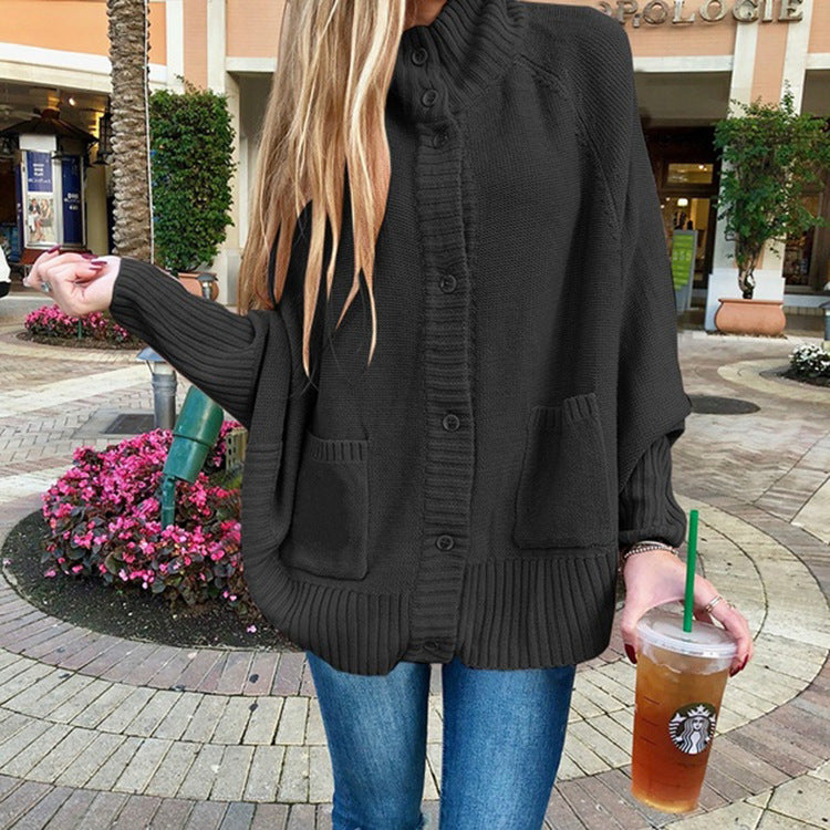 Dames gros pull-over avec poches pratiques et col à la mode Chic und Stil