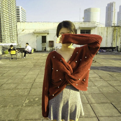 Pull en tricot à design drapé pour femmes avec des détails ornés de perles Chic und Still