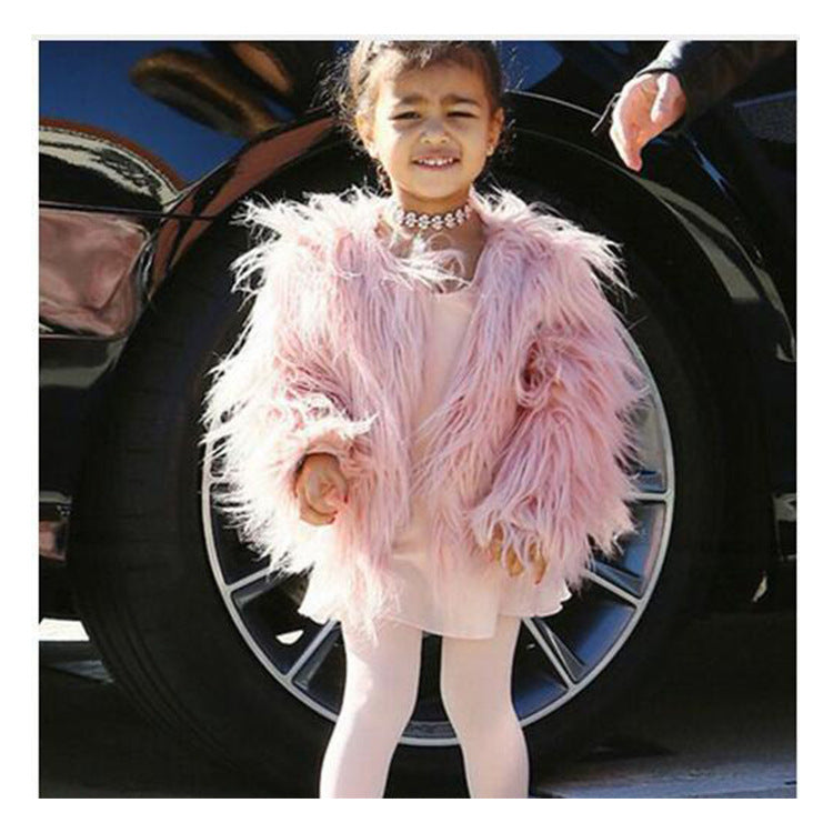 Ladies Luxurious Faux Fur Jacket with Voluminous Collar Chic and Style