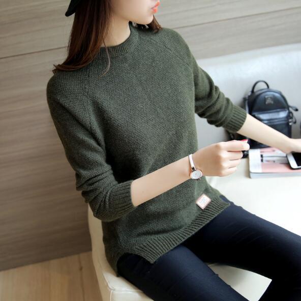 Elegant knitted pullover for women with textured fabric Chic and Style