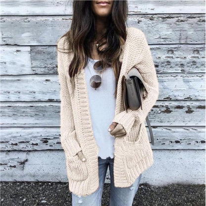 Cardigan dames en grosse maille avec poches plaquées et coupe décontractée Chic und Stil