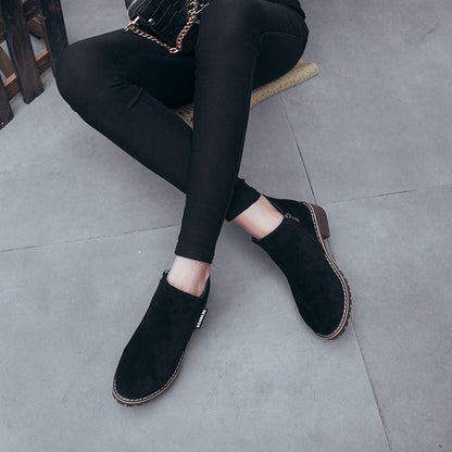 Bottines pour femmes en daim doux avec un talon bloc stable Chic und Stil