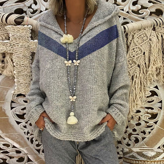 Pull en tricot épais pour femmes avec capuche et détail décoratif Chic und Stil