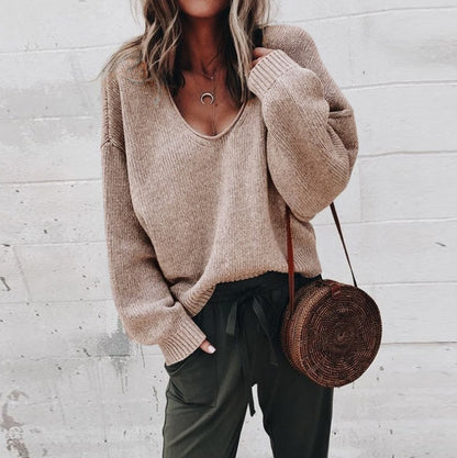 Pull en viscose pour femmes avec coupe large et décolleté en V profond Chic und Stil
