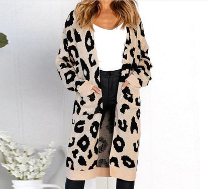 Cardigan en maille épaisse pour femmes avec motif léopard et poches pratiques Chic und Still