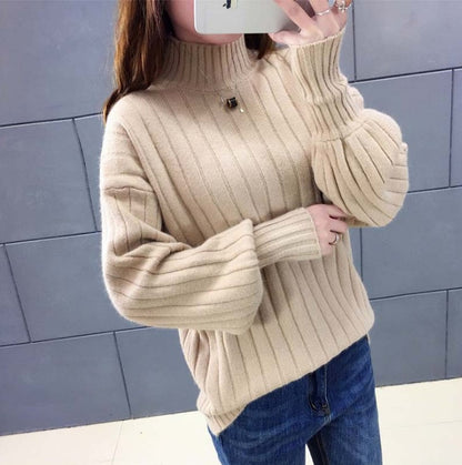 Pull en tricot pour femmes avec col haut et manches volumineuses Chic und Stil