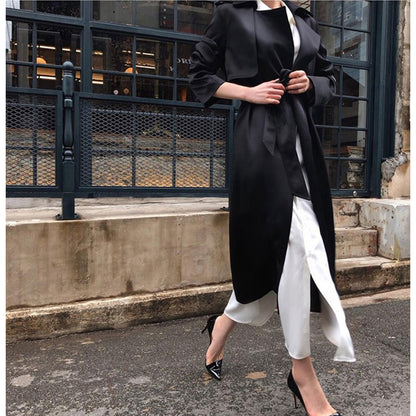 Manteau élégant pour femme avec ceinture Chic und Stil