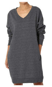 Robe sweat femme avec décolleté en V profond et poches pratiques Chic und Stil