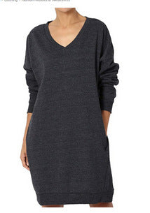 Robe sweat femme avec décolleté en V profond et poches pratiques Chic und Stil