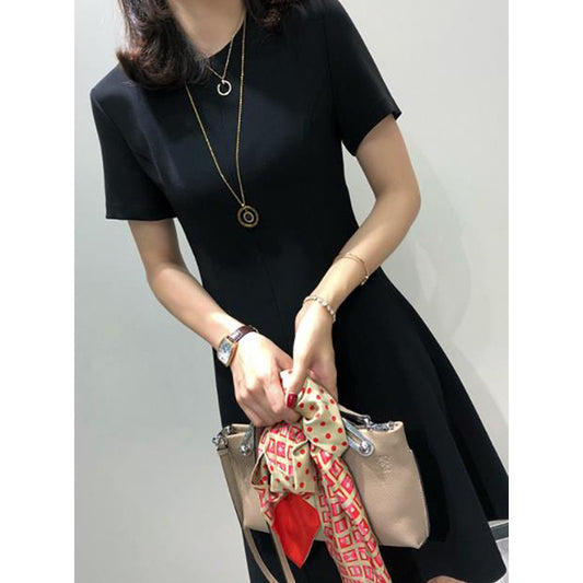 Robe à manches courtes évasée en A pour femmes Chic und Stil