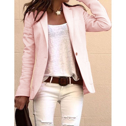 Blazer cintré pour femmes avec un élégant revers Chic und Stil