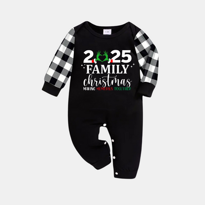 Chic und Stil | Black long-sleeve T-shirt "2025 Family Christmas" with original heart-shaped letter print and black and white checkered pants Matching family pajamas