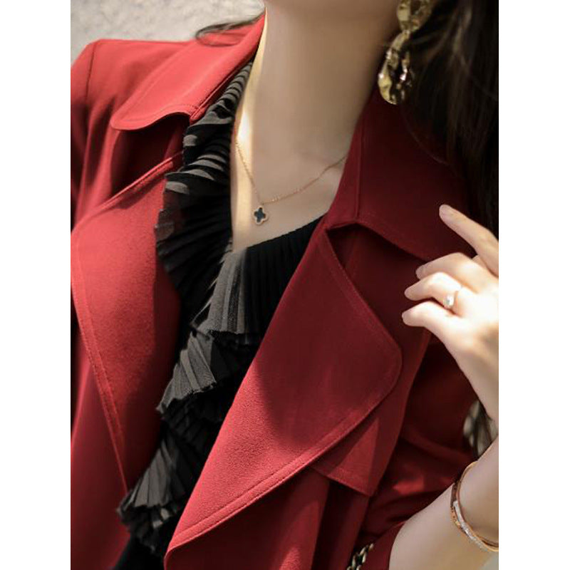 Chic and Style women's trench coat and tailored pants set