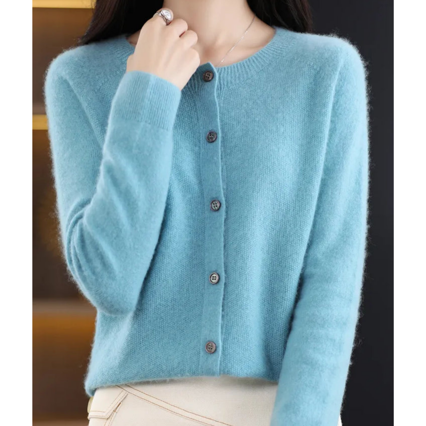Chic und Stil | Women's Cardigan with O-Neck Made of 100% Pure Merino Wool, Cashmere Sweater