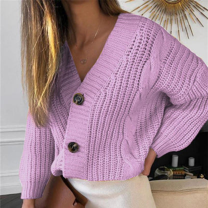 Cardigan en grosse maille pour femmes avec un motif torsadé à la mode et de grands boutons Chic und Still