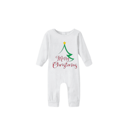 Chic und Stil | Star Shaped Christmas Tree with "Merry Christmas" in artistic writing White long sleeve shirt with red and green checkered pants Matching pajamas for the whole family