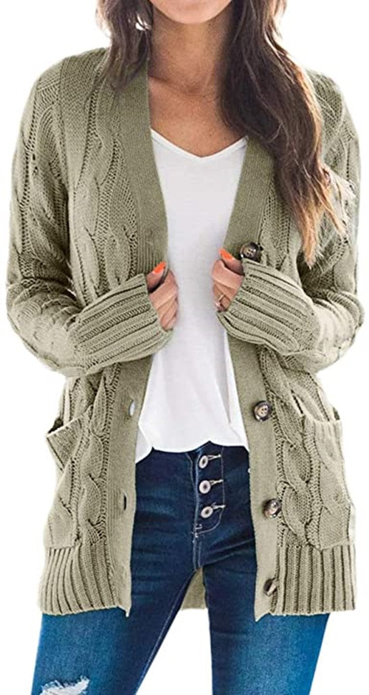 Cardigan en tricot ample pour femmes avec poches pratiques et détail de bouton Chic und Still