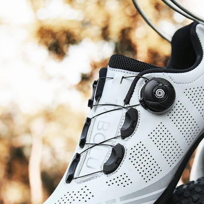 Chic und Stil | Orthopedic Cycling Shoes