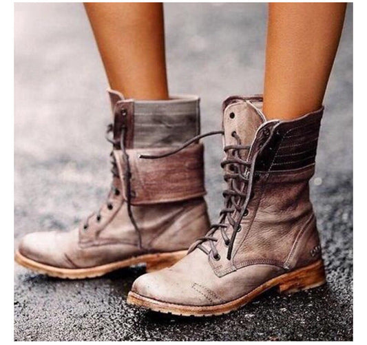 Chic and Style | Elegant boots with laces in the front