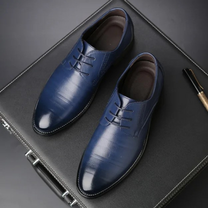 Chic und Stil | Business Style Suit Shoes Men Made of Calf Leather